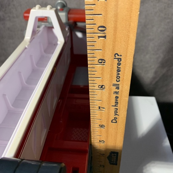 Paw Patrol Ultimate Rescue Fire Truck  Extendable 2ft Ladder Lights Siren - Picture 10 of 11